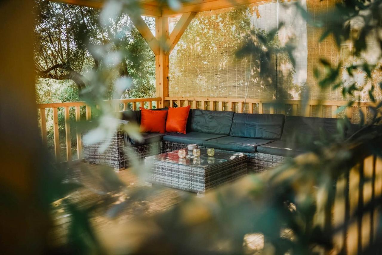 Lee House, Wi-fi,free Parking, Hot Tube * Peroj