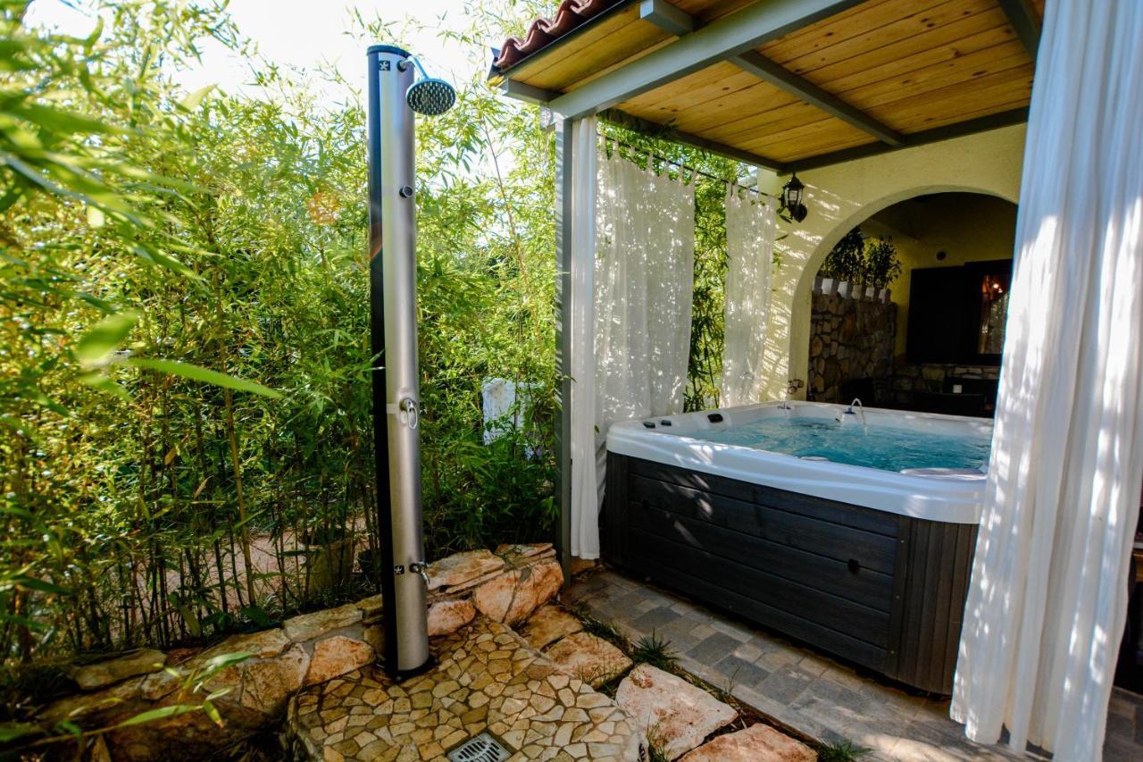 Holiday home Lee House, Wi-fi,free Parking, Hot Tube Peroj